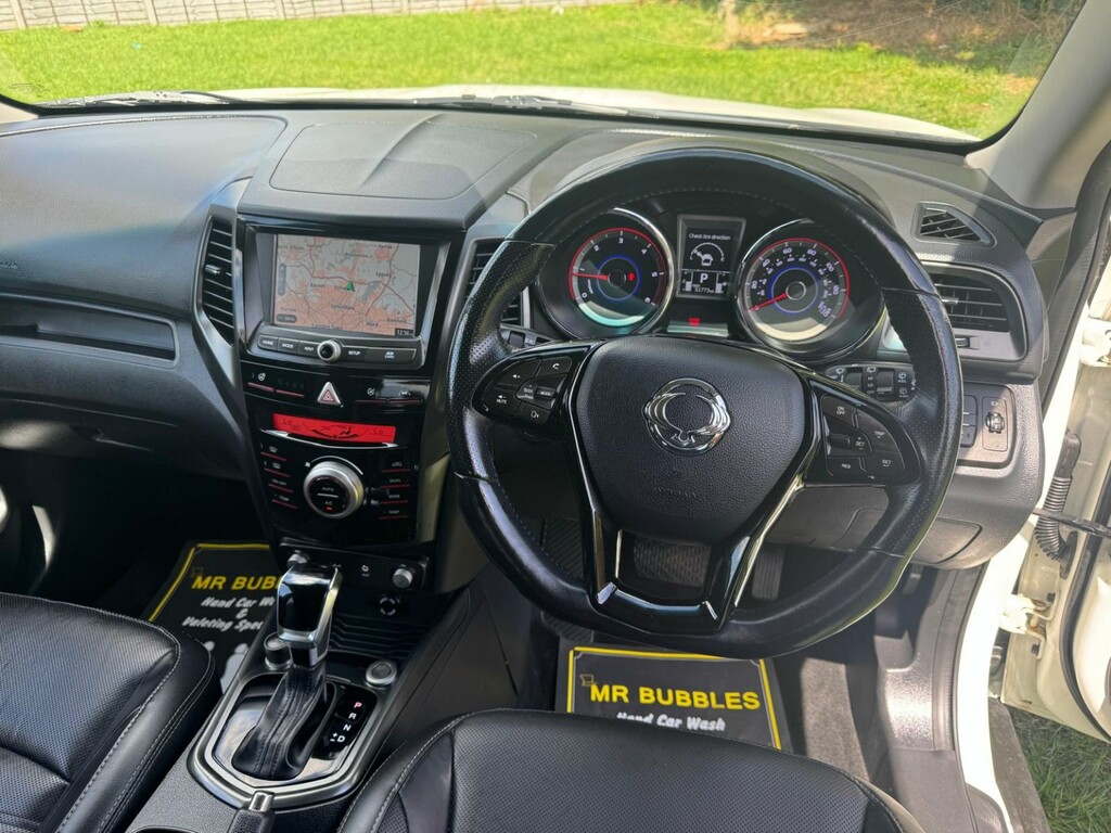 SsangYong Tivoli XLV Suv 1.6 D Ultimate 201919 White #4