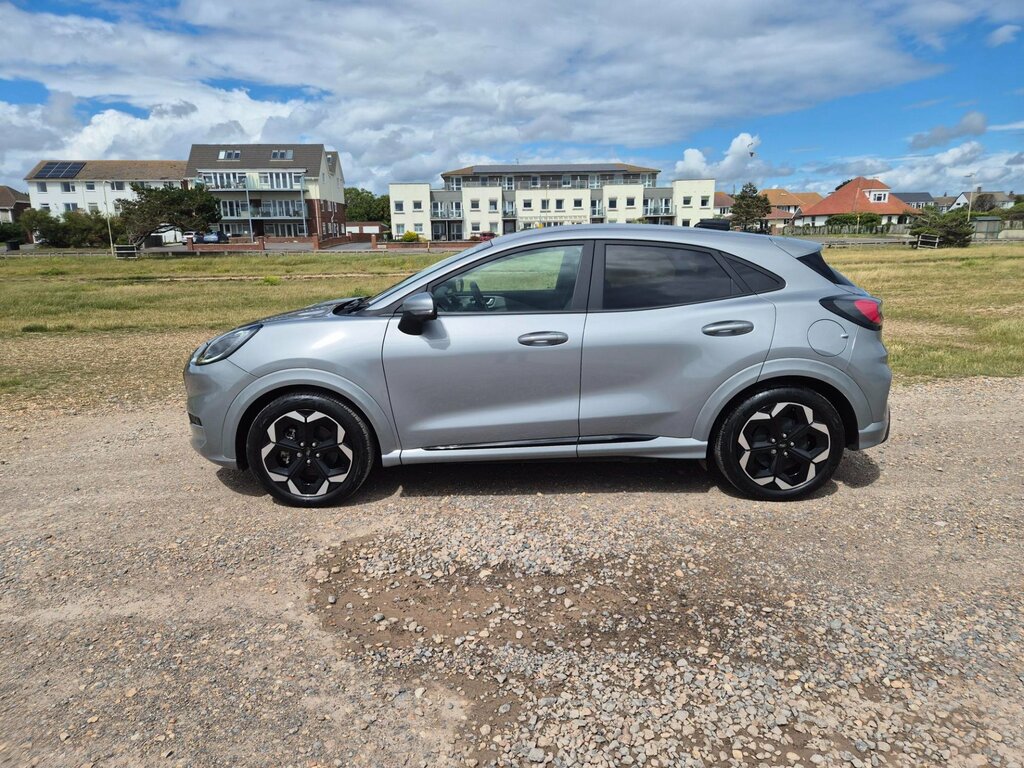 Ford Puma Premium . Silver