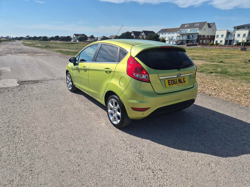 Ford Fiesta 1.4 Zetec Hatchback 133 Gkm, 9 Green #5