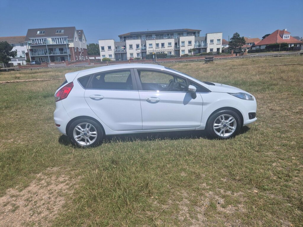 Ford Fiesta Zetec 1.2 BF64KDK White #2