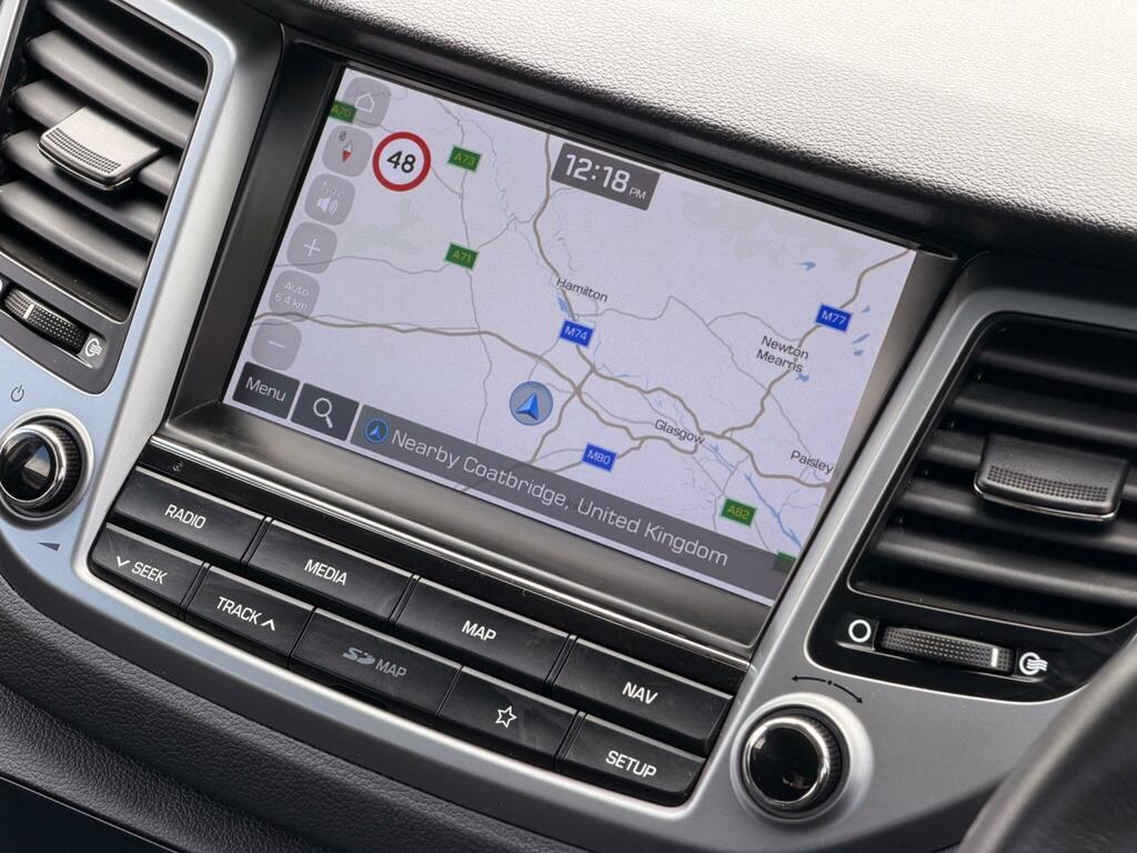 Hyundai Tucson 1.6 Gdi Blue Drive Se Nav Euro 6 Ss EY18ESG Black #3