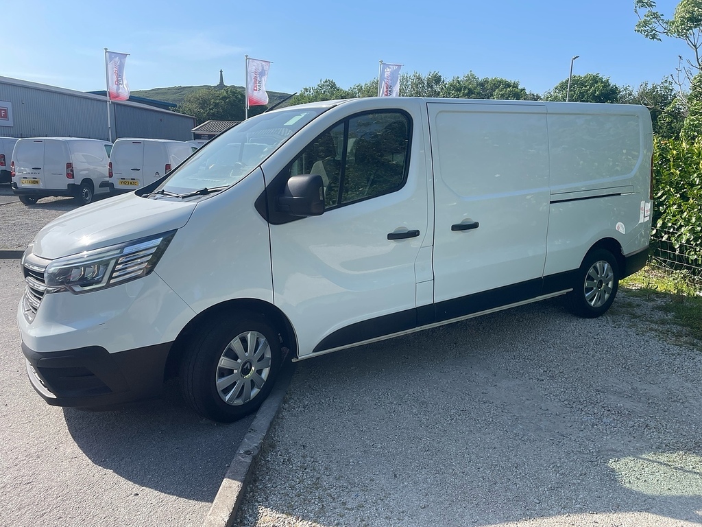 Renault Trafic Dci Blue Ll30 Business HK23VWU White #3