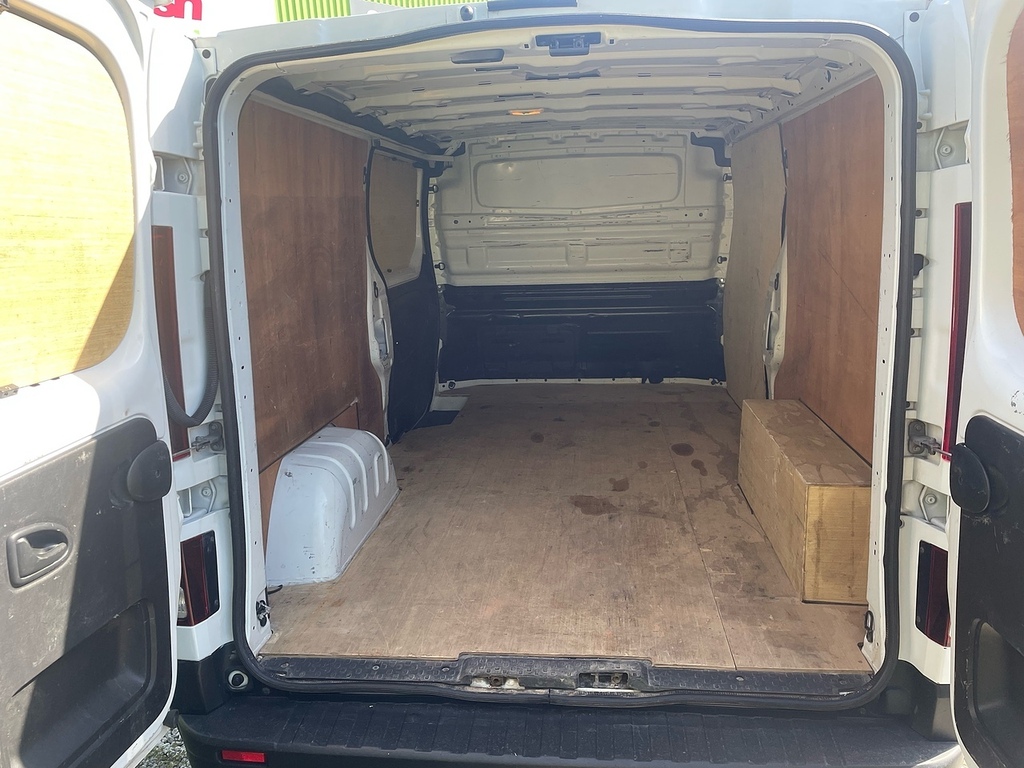 Renault Trafic Dci Blue Ll30 Business HK23VWU White #5