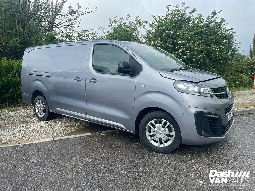 Vauxhall Vivaro Turbo D 3100 Sportive DY22XYH Grey
