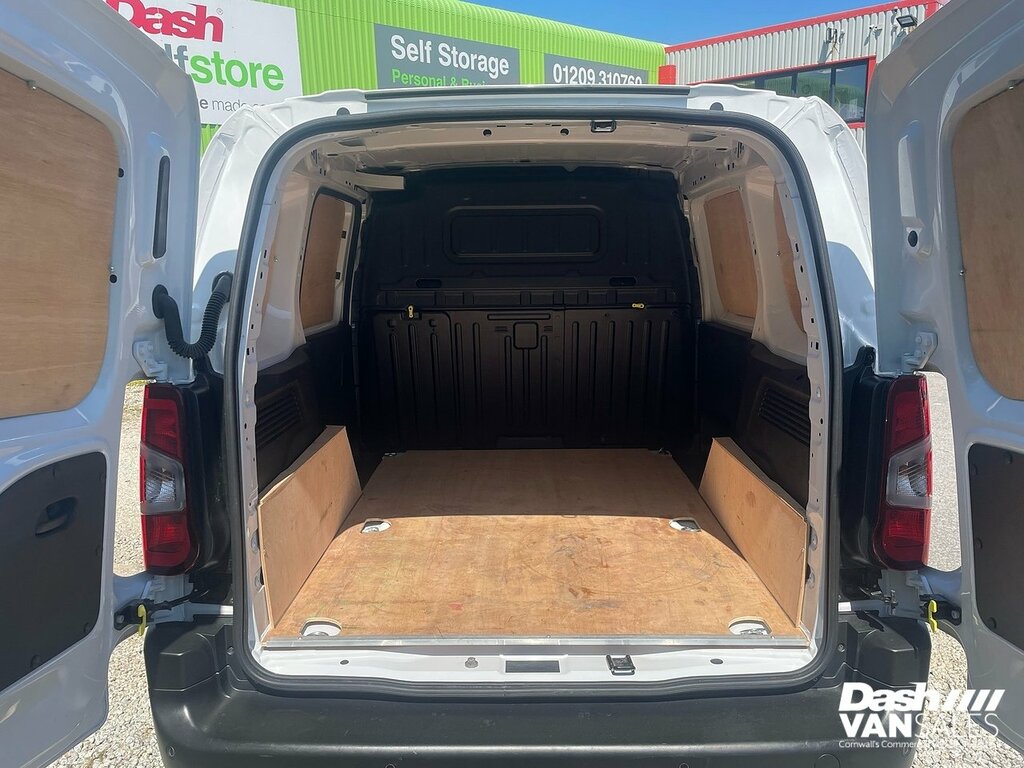 Peugeot Partner Bluehdi 1000 Professional CA74HDN White #5