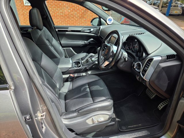 Porsche Cayenne D V6 Tiptronic S Black #25