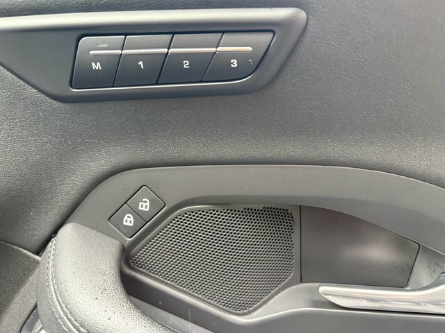 Jaguar E-Pace P200 R-dynamic Se Awd White #28
