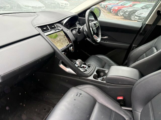 Jaguar E-Pace P200 R-dynamic Se Awd White #27