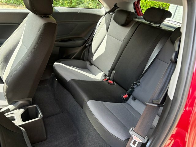Hyundai I20 2017 1.2 Se Coupe Euro 6 84 Ps Red #5