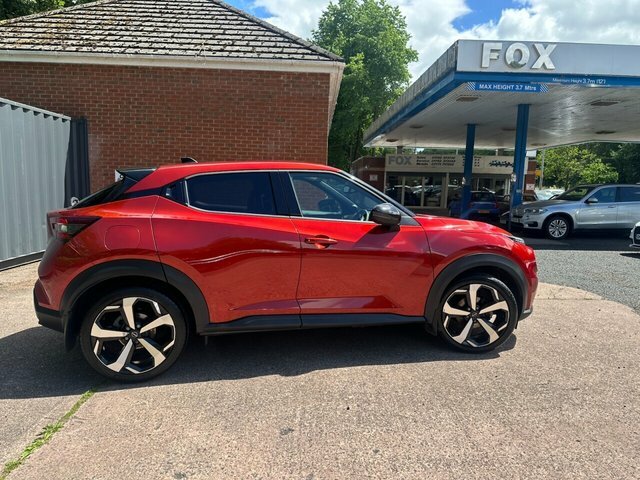 Nissan Juke 2023 1.0 Dig-t Tekna Suv Euro 6 Red #3
