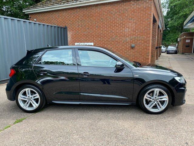 Audi A1 2019 1.0 Tfsi 30 S Line Sportback Manua Black #3