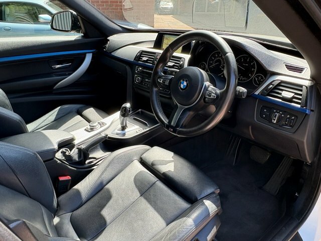 BMW 3 Series Gran Turismo 2016 16 318D Blue #30