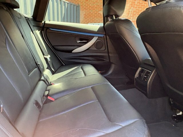 BMW 3 Series Gran Turismo 2016 16 318D Blue #33