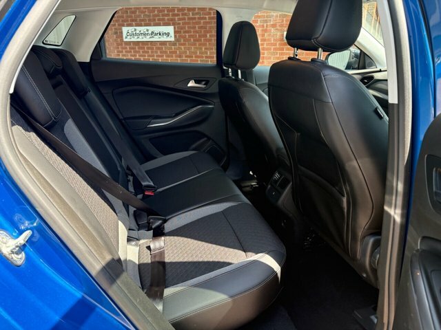 Vauxhall Grandland X 2020 1.2 Turbo Griffin Suv Euro Blue #5