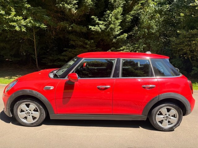 Mini Hatch 2019 1.5 Cooper Classic Hatchback Stept EO69LCE Red #6