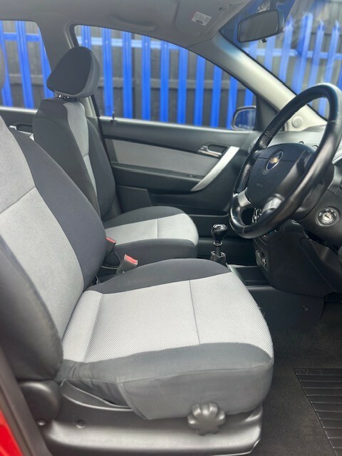 Chevrolet Aveo Lt Silver #9