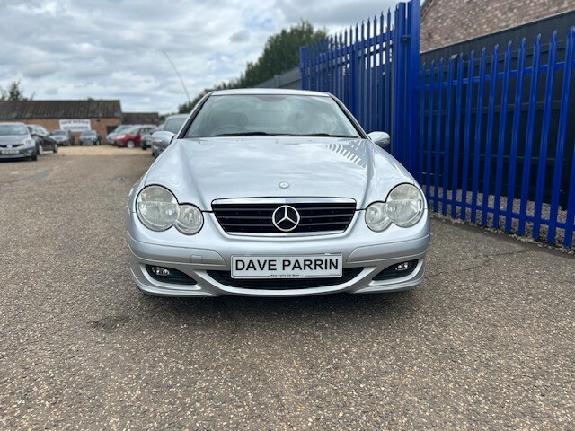 Mercedes-Benz C Class 2.1 C220 Cdi Se Silver #2