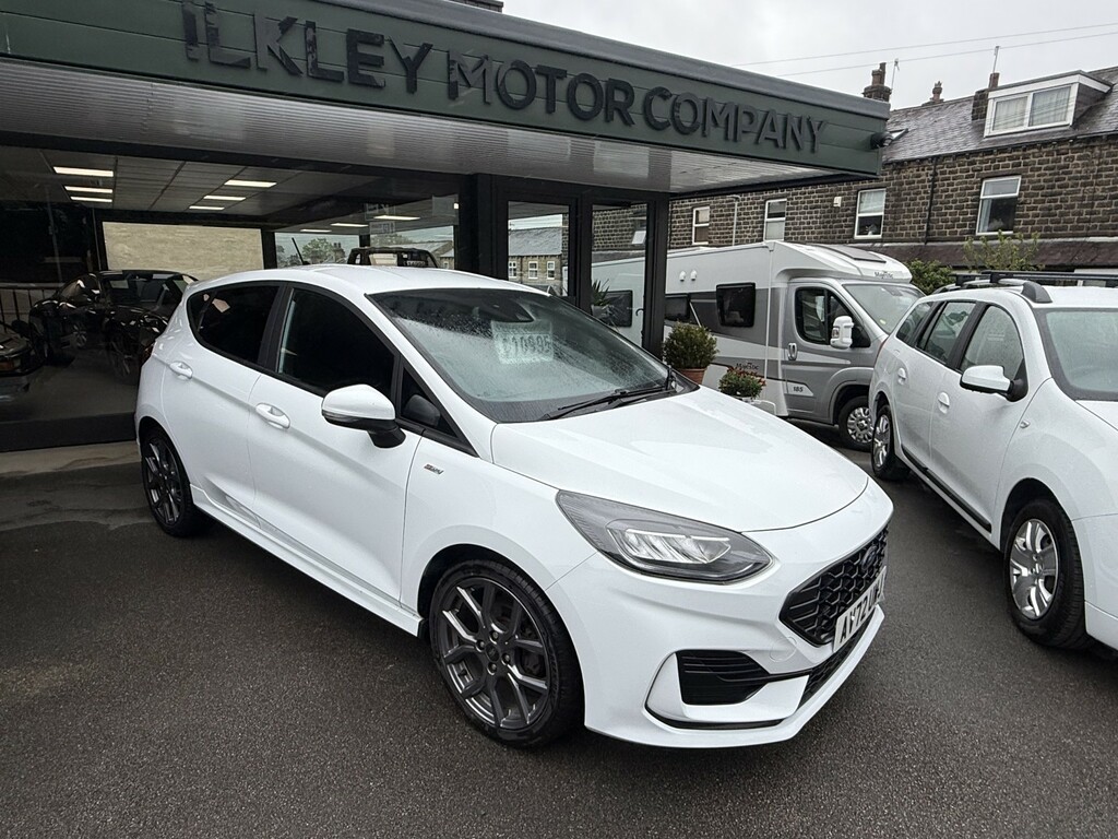 Ford Fiesta 1.0 Fiesta St-line 1.0L Ecoboost 100Ps Fwd White