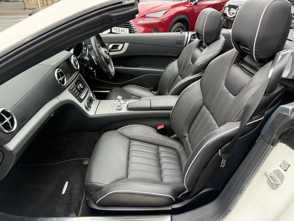 Mercedes-Benz SL Class Black #9