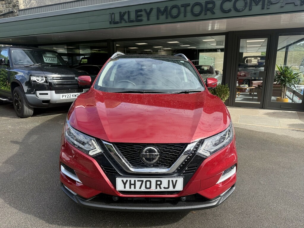 Nissan Qashqai 1.3 Dig-t N-connecta Red #5