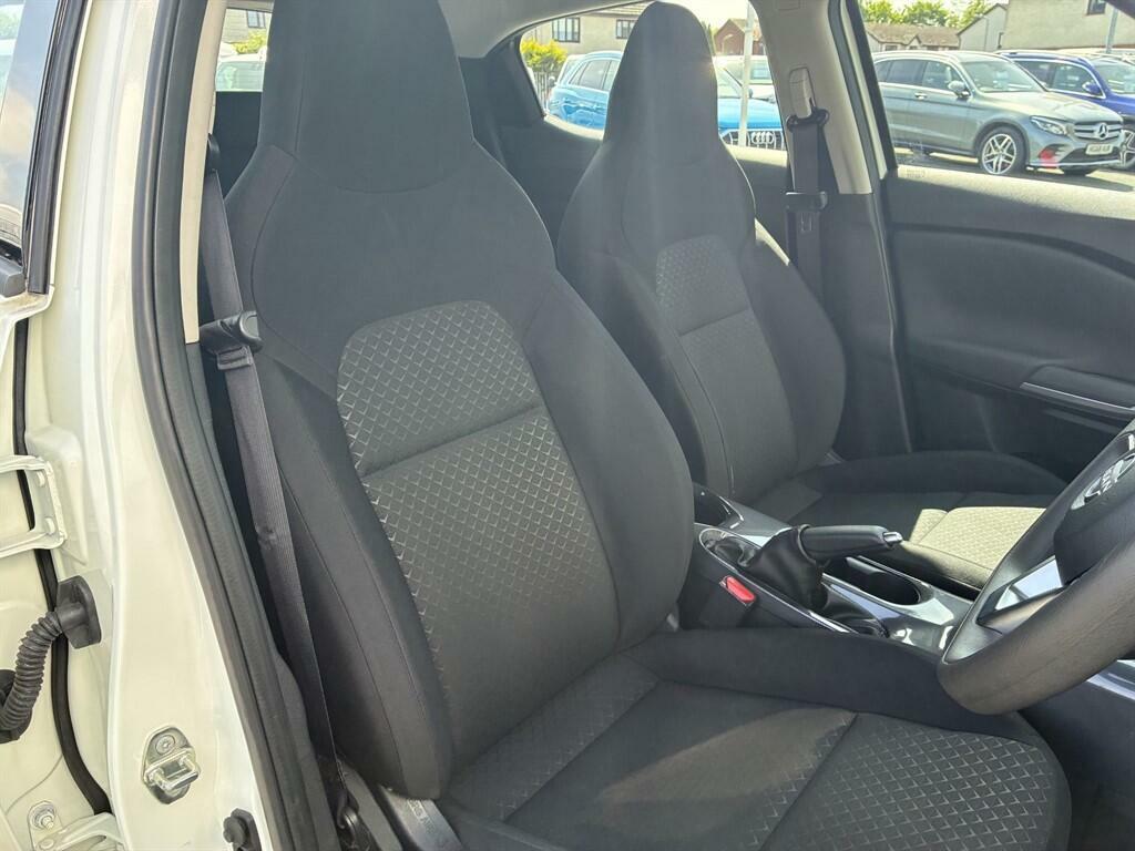 Nissan Juke Acenta BJ73ZSU White #2