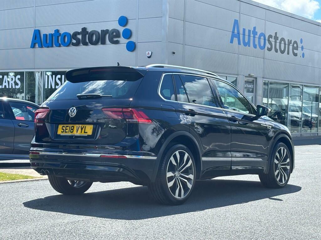 Volkswagen Tiguan 2.0 Tdi R-line Euro 6 Ss SE18VYL Black #5