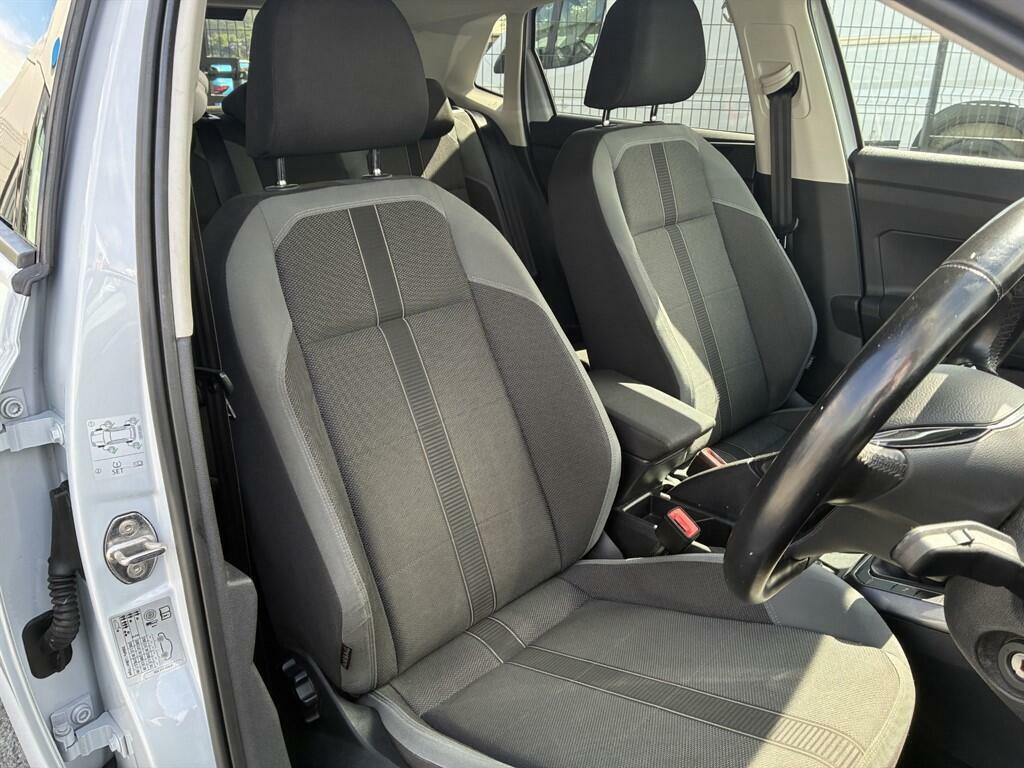 Volkswagen Polo Se Tsi Dsg Yellow #2