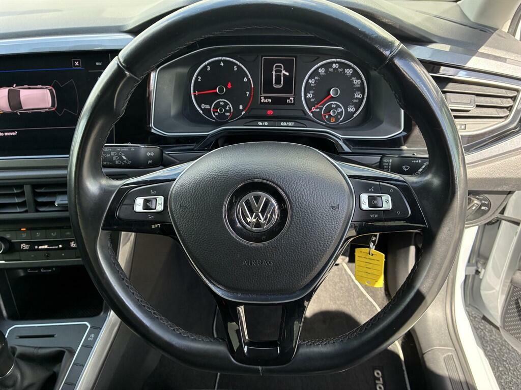 Volkswagen Polo Se Tsi Dsg Yellow #25