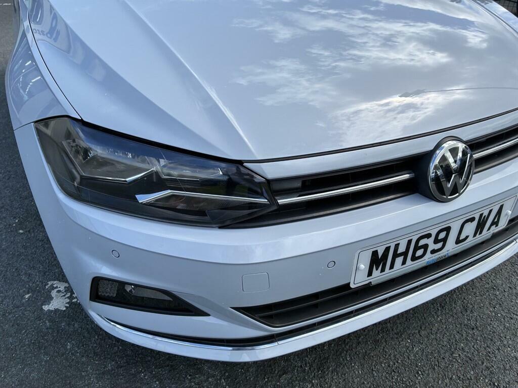 Volkswagen Polo Se Tsi Dsg Yellow #10