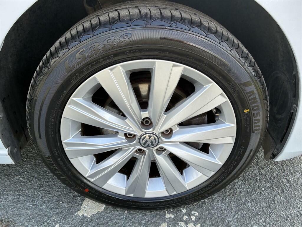 Volkswagen Polo Se Tsi Dsg Yellow #13