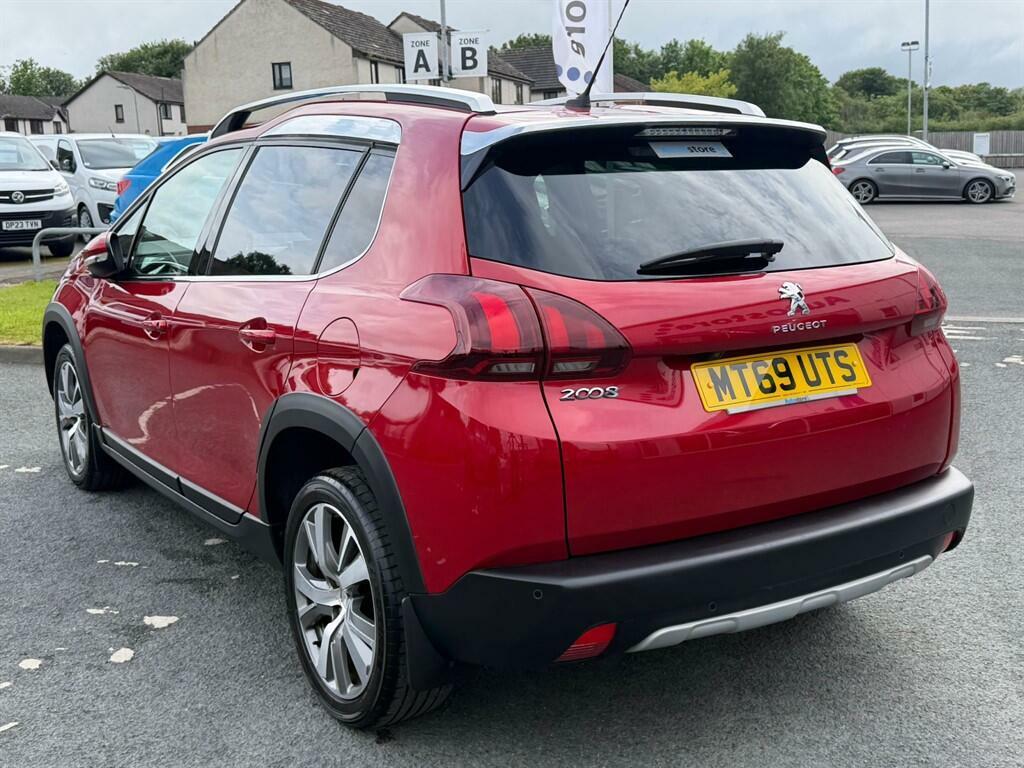 Peugeot 2008 Allure Premium Red #6