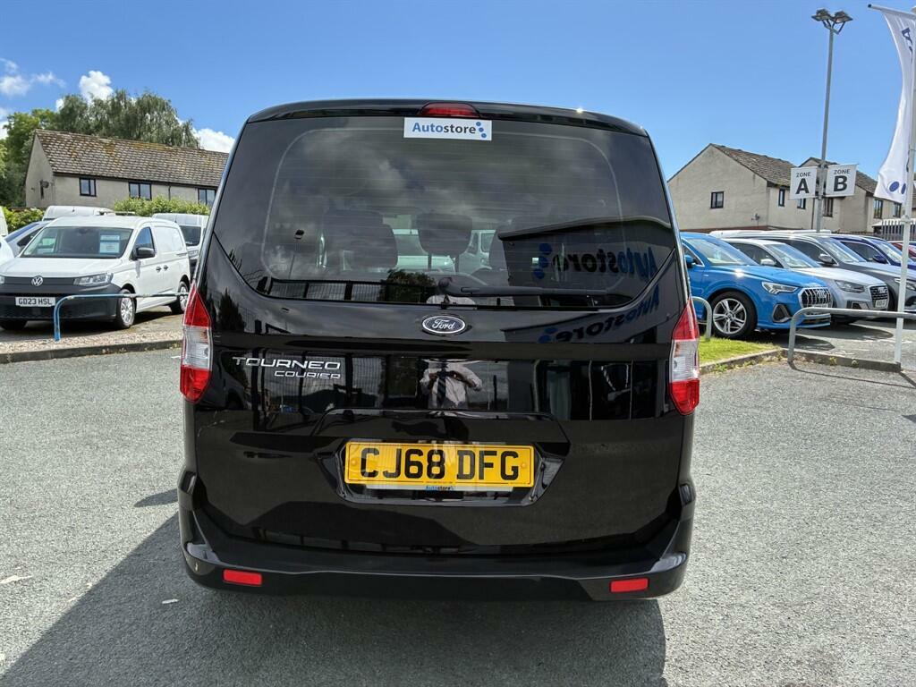 Ford Tourneo Courier 1.5 Tdci Zetec Mpv Grey #5