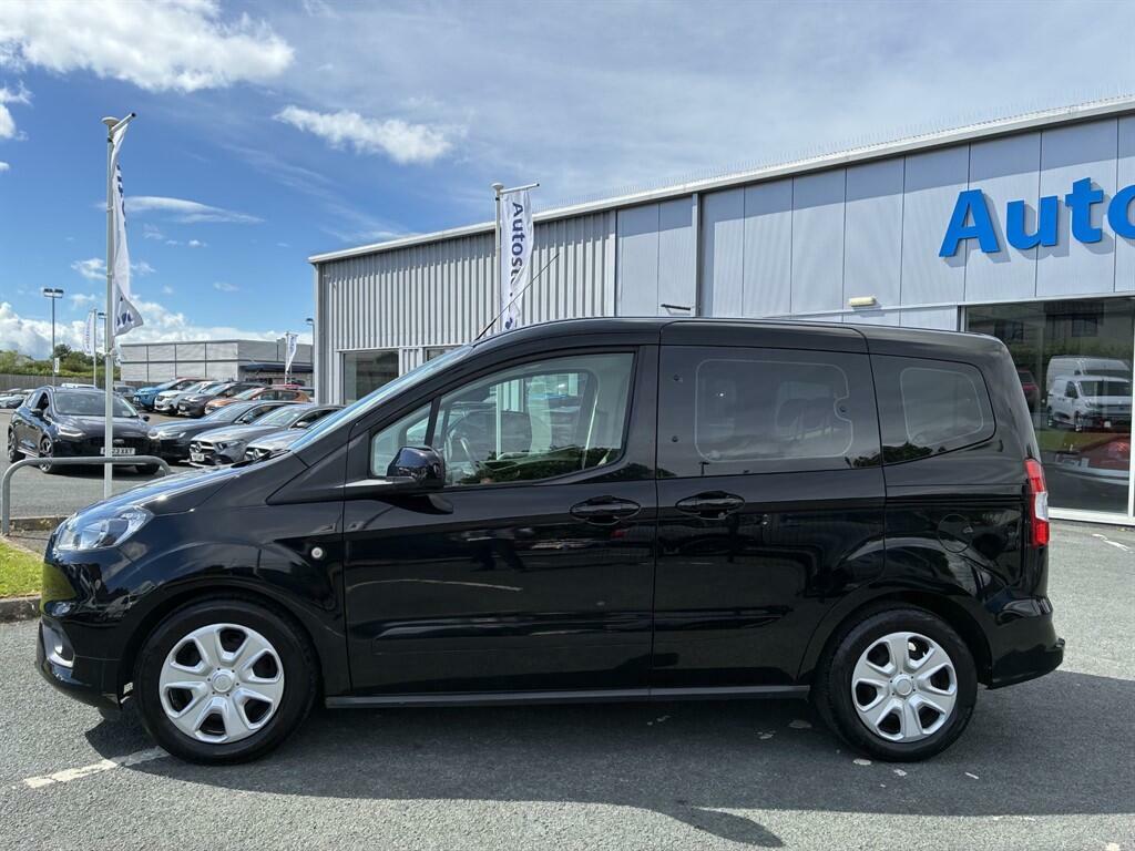 Ford Tourneo Courier 1.5 Tdci Zetec Mpv Grey #3