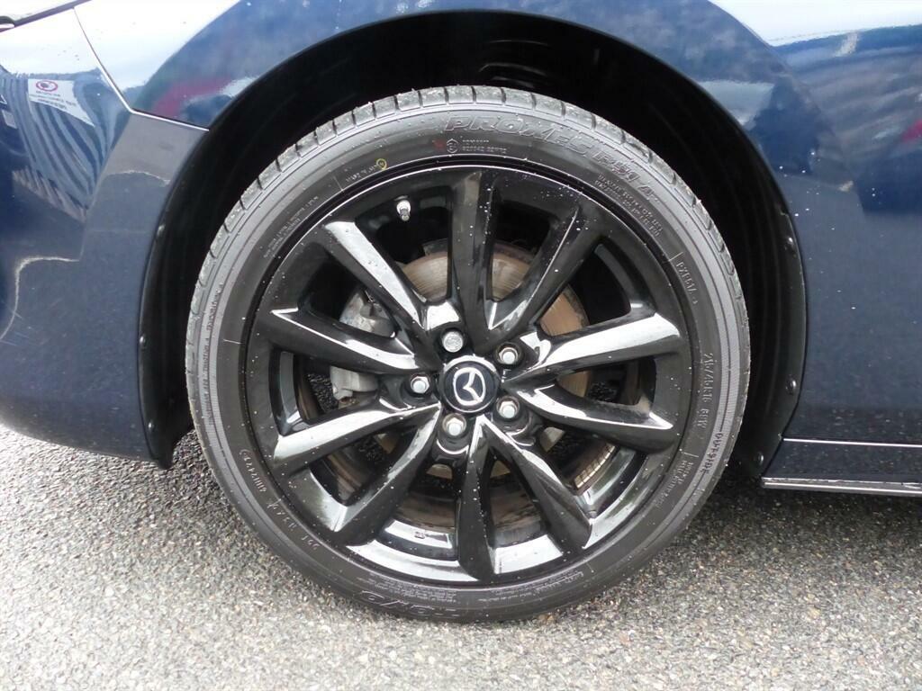 Mazda 3 Centre-line White #27
