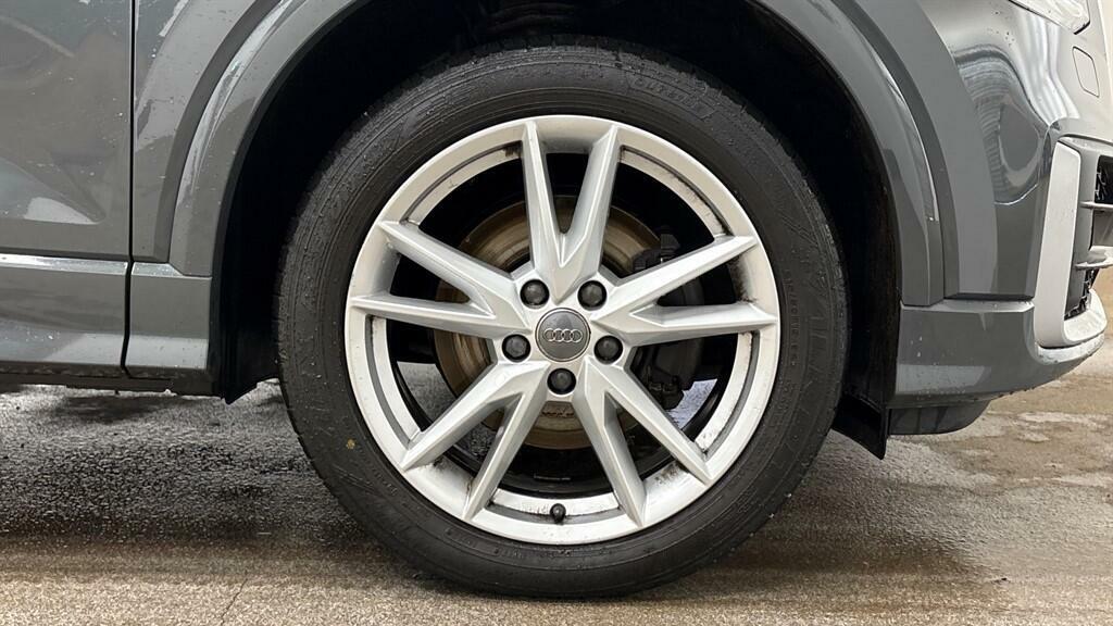 Audi Q2 1.5 Tfsi Cod 35 S Line Euro 6 Ss KF68PJJ Grey #5
