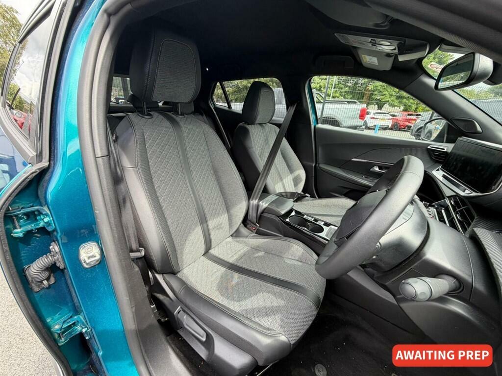 Peugeot 2008 1.2 Puretech Allure Euro 6 Ss FP25WJE Blue #2