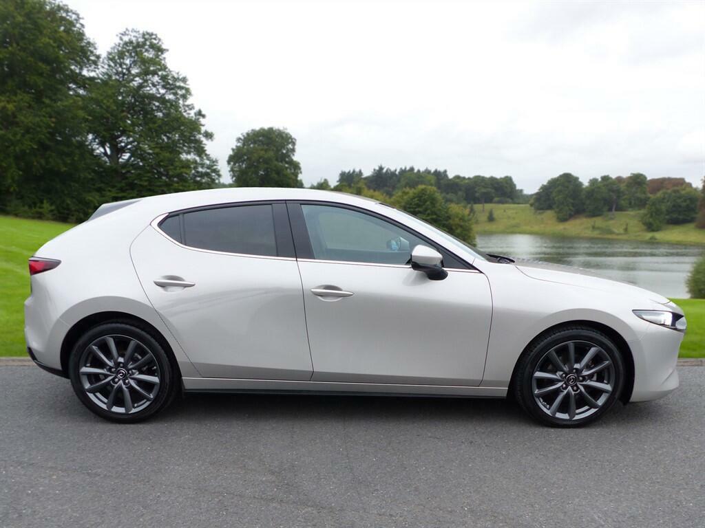 Mazda 3 Exclusive-line  #3