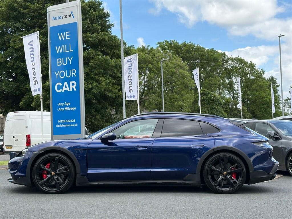 Porsche Taycan 4S Blue #4