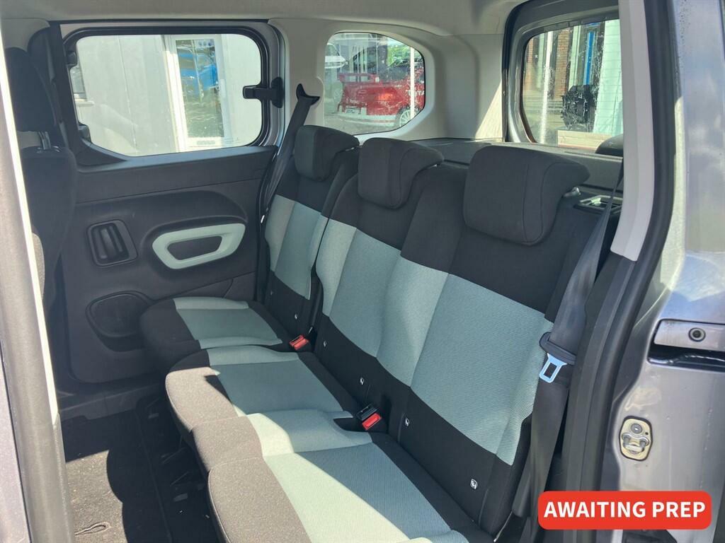 Citroen Berlingo Mpv White #7