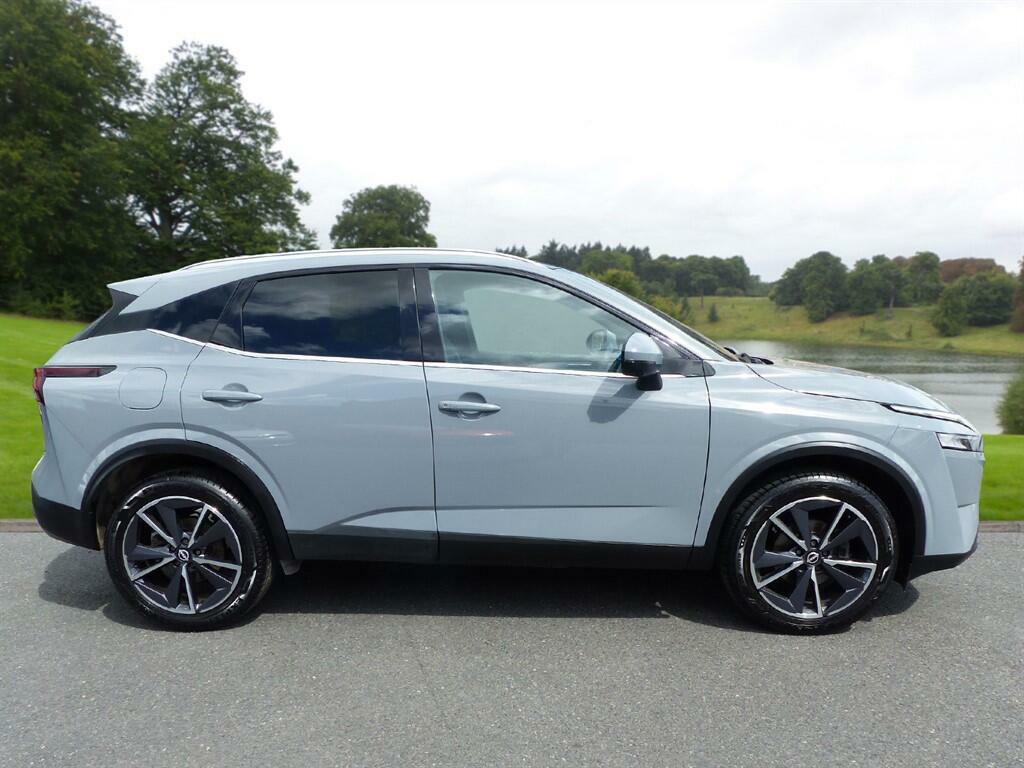 Nissan Qashqai Tekna Grey #3