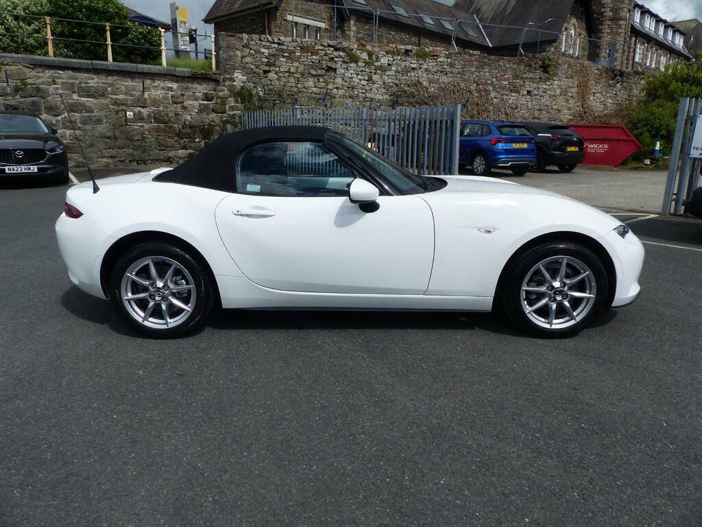 Mazda MX-5 Se-l Nav White #2
