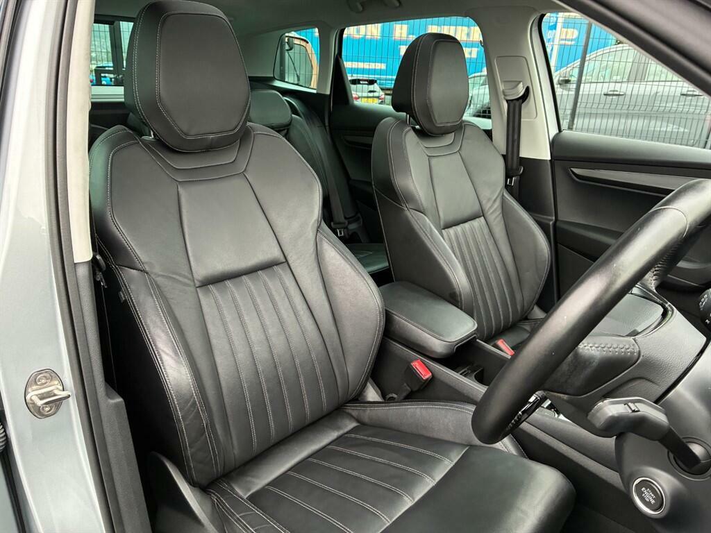 Skoda Karoq 1.5 Tsi Act Edition Dsg Euro 6 Ss LB21KGE Silver #2