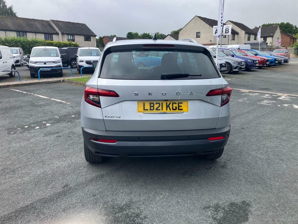 Skoda Karoq Edition Silver #4