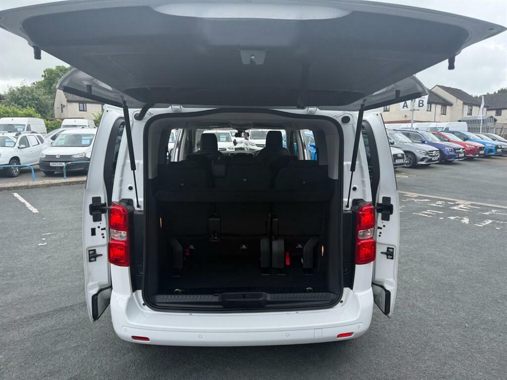 Toyota Proace Verso 1.5D Shuttle Medium Grey #19