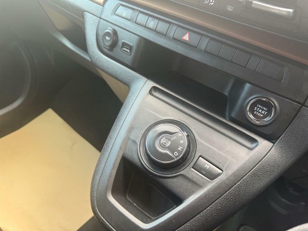 Toyota Proace Verso 1.5D Shuttle Medium Grey #36