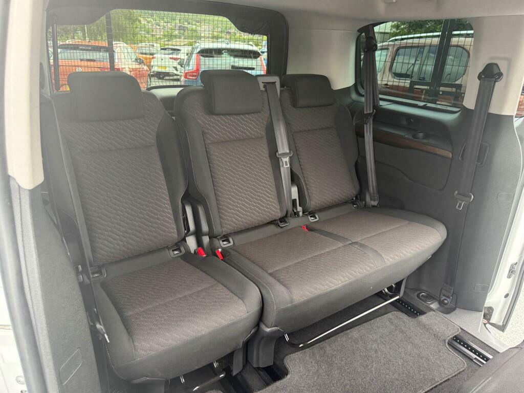 Toyota Proace Verso 1.5D Shuttle Medium Grey #22