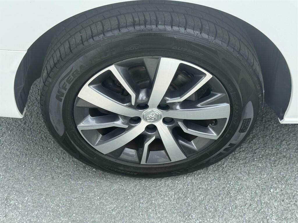 Toyota Proace Verso 1.5D Shuttle Medium Grey #12