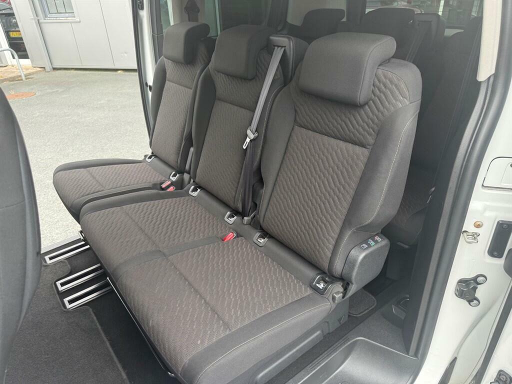 Toyota Proace Verso 1.5D Shuttle Medium Grey #17