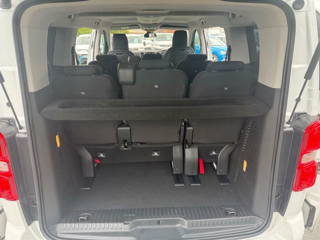 Toyota Proace Verso 1.5D Shuttle Medium Grey #20