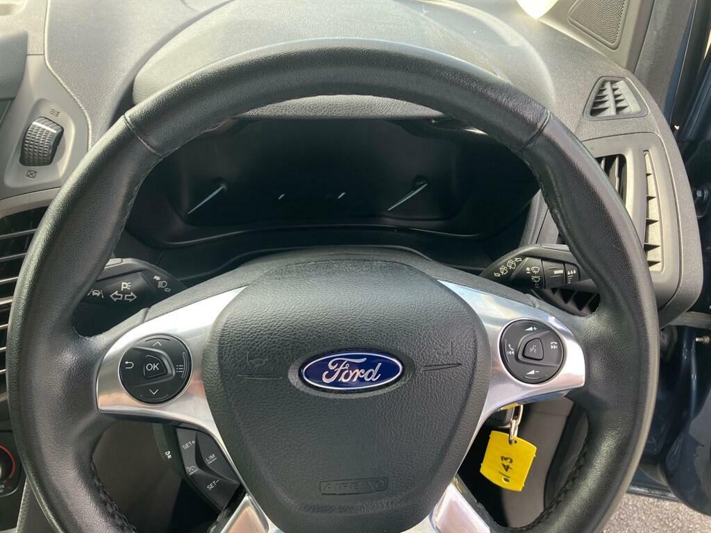 Ford Tourneo Connect 1.5 Ecoblue 120 Titanium Powershift Black #23
